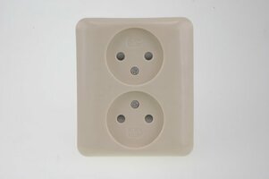 Uni Inbouw Stopcontact - 2-voudig - Crème