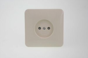 Uni Inbouw Stopcontact - 1-voudig - Vaste Voorplaat - Crème